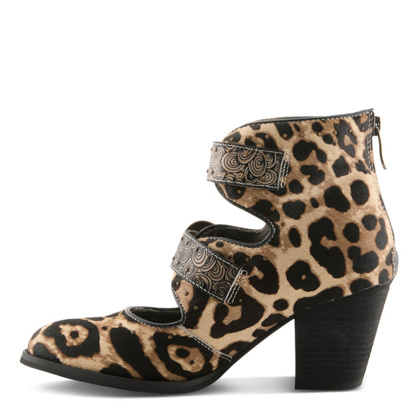 Flexus By Spring Step L'ARTISTE NOTCHED-LEO BOOTS