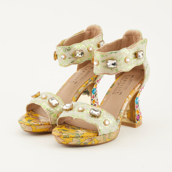 flexus by spring step L'ARTISTE JEWELL CLOSED BACK SANDALS