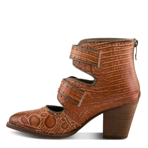 Flexus By Spring Step L'ARTISTE NOTCHED-NATURE BOOTS